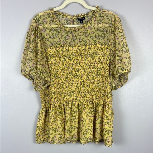 Torrid Yellow Ruffle Chiffon Floral Smocked Blouse. Size 3 - Picture 2 of 13